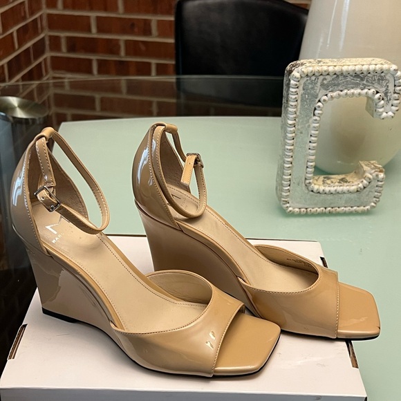 Marc Fisher Nude Patent Wedge Sandals - Picture 2 of 5